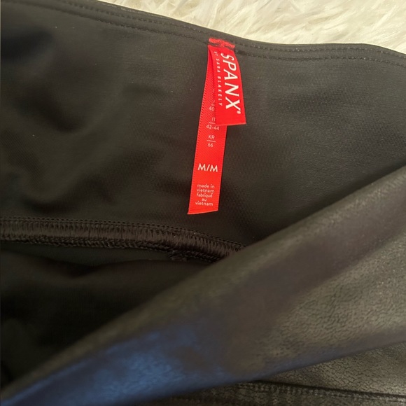 NWT Spanx faux leather leggings - Picture 6 of 7